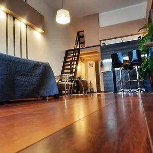 https://apt-luxury-senate.krakowhotelspoland.com